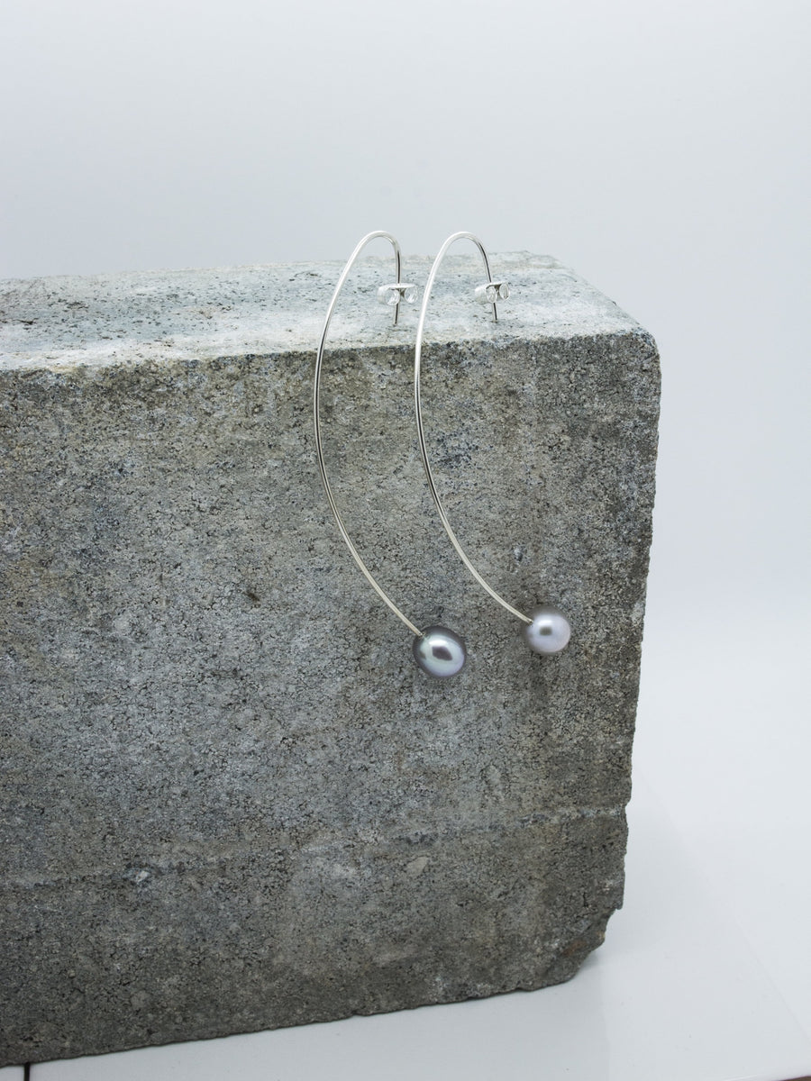 Miono by Catherine Merlin | Earrings Pearl