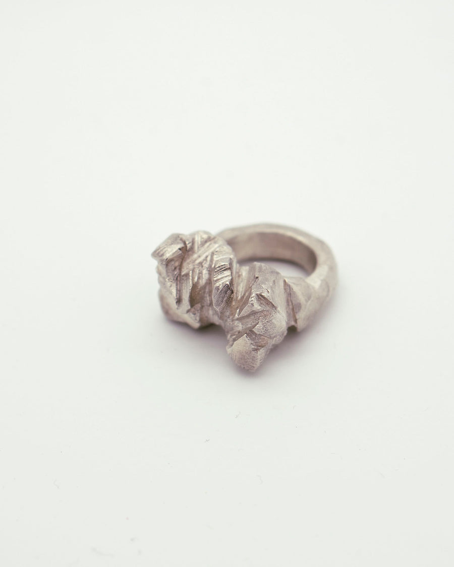 Or-Impact by Emilie Somers | Ring Big Rock Silver