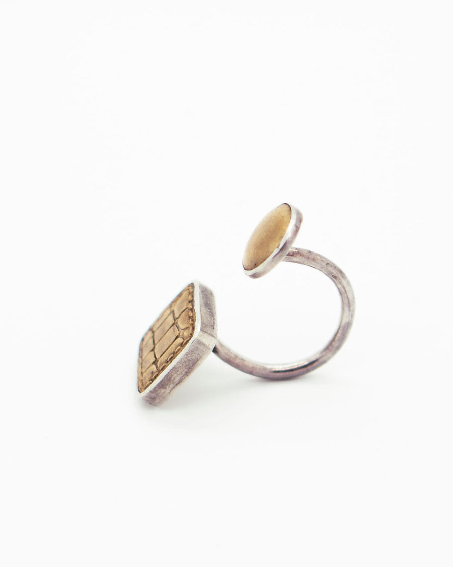 Or-Impact by Emilie Somers | Ring Cufflinks Snake